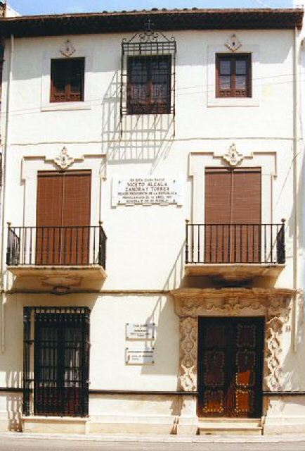 Fachada de la casa natal del Jefe del Estado de la Segunda República